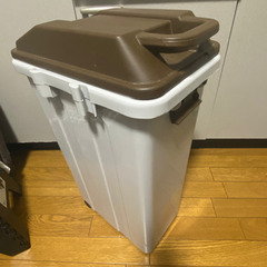 【取引中】45L ゴミ箱