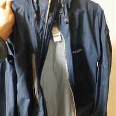 【ネット決済】Columbiaの雨具！タウンユースでも可！