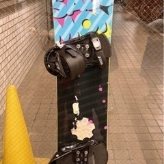 サロモンスノボード SALOMON返品不可