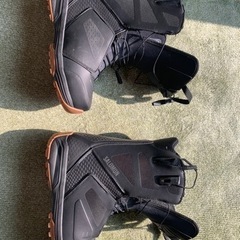 サロモン　DIALOGUE WIDE JP 26.5センチ　美品