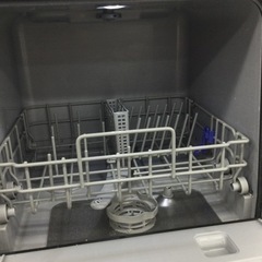 N-2【ご来店頂ける方限定】アイリスオーヤマの食器洗い乾燥機です