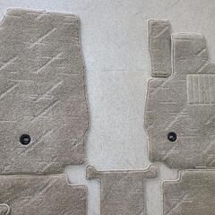 アルファード ハイブリッド  純正フロアマット