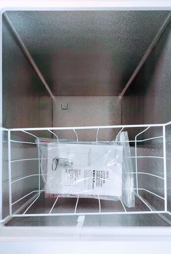 21年式【訳あり・未使用】MAXZEN冷凍庫９８L 上開き