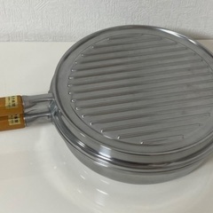 未使用品　蒸しができる片手鍋