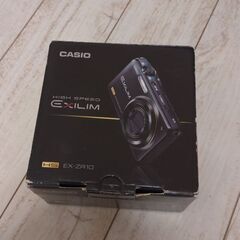 CASIO　デジタルカメラ