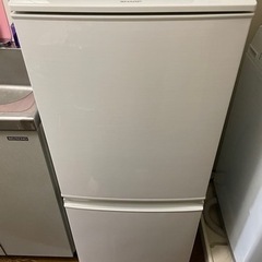 【ネット決済】シャープ　冷蔵庫　4年使用　70L