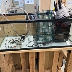 120×45センチ水槽、水槽台、ポンプKOTOBUKI