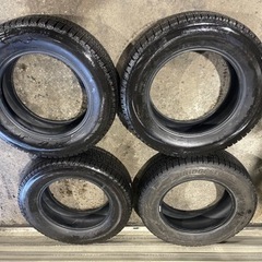 ブリヂストン　VRX2 215/65/16