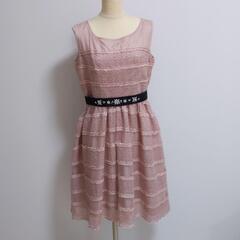 フェルゥFerouxオンワード樫山　ピンクのドレス