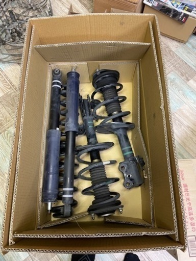 送 ヴェルファイア 純正サス ANH25W 中古品 - sogorn.com.br