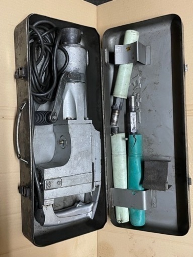マキタ 大型電動ハンマー HM1301 マキタ 大型電動ハンマー HM1301