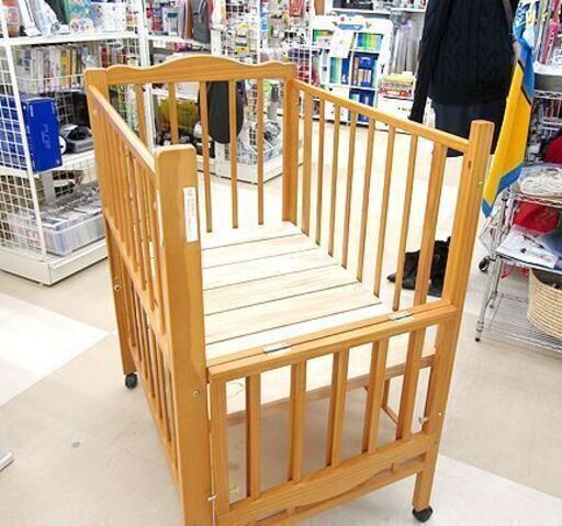 ベビー用品 札幌市/清田区　大和屋 ベビーベッド ブラウン ベビー用品 ハイタイプ 赤ちゃん 子供用品