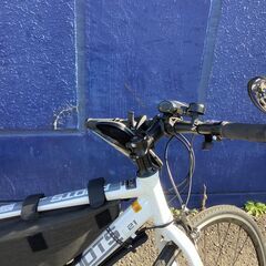 【トレファク花小金井店】クロスバイク　ROOTS L21 ●ﾊﾞｯｸﾞ＆ｽﾏﾎﾎﾟｰﾁ&ﾗｲﾄ/自転車/中古自転車/西東京市/東久留米市/小平市/小金井市/国分寺市/練馬区/杉並区/買取/販売 トレファク花小金井店】クロスバイク ROOTS L21 ○ﾊﾞｯｸﾞ＆ｽﾏﾎﾎﾟｰﾁ&ﾗｲﾄ