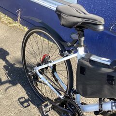 トレファク花小金井店】クロスバイク ROOTS L21 ○ﾊﾞｯｸﾞ＆ｽﾏﾎﾎﾟｰﾁ&ﾗｲﾄ