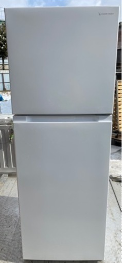 YAMADA 2021年製　冷蔵庫