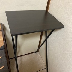 【無料】折りたたみテーブル（スタンディングデスク）