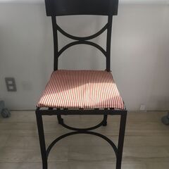 【相談中】スペイン製　鉄椅子①★値引き★