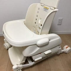 combi ベビー　スウィングベッド&チェア【中古】