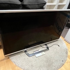 シャープクアトロン液晶テレビ52インチ！