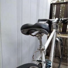 クロスバイク　白×シルバー