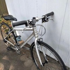 クロスバイク　白×シルバー