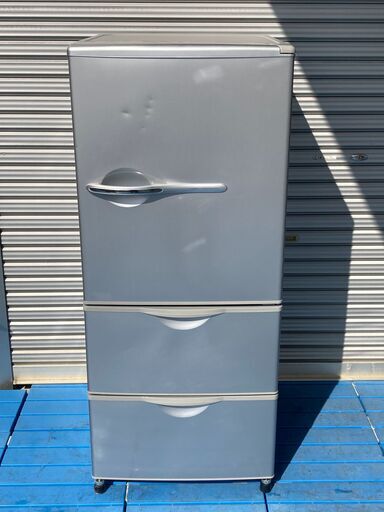 SANYO サンヨー　3ドア冷蔵庫　SR-261T　2011年製