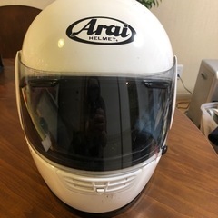 Araiヘルメット。