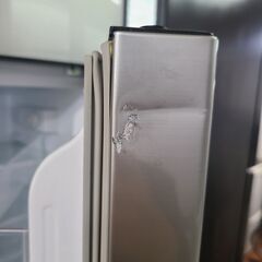 ●46●　ハイセンス　２ドア冷蔵庫　直冷式　HR-B12AS　2018年製　１２０L　シルバーカラー　扉に傷あり　【リサイクルショップどりーむ天保山店】