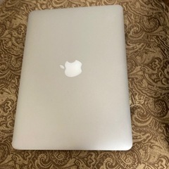 MacBook Pro 箱付き　充電ケーブル付き