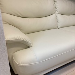 【引き取り先決定】ソファ　美品　抗菌仕様　合皮