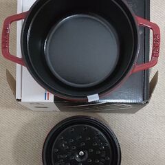 ストウブ鍋赤 16cm 新品