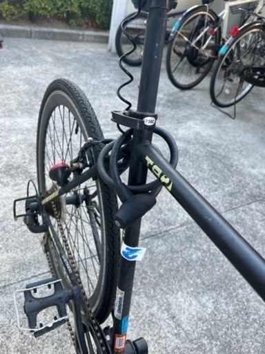 700cc後輪7段変速のみタイプ（少し難有りクロスバイク）