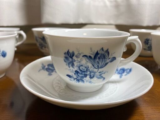 リチャードジノリカップ9客、ソーサー13枚 リチャードジノリカップ9客、ソーサー13枚