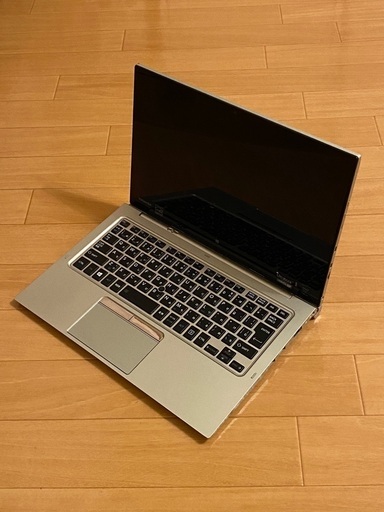 ノートパソコン TOSHIBA dynabook R82 PR82PGQ-NHA