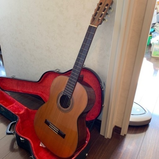 決まりました 鈴木クラッシックギター ハードケース スタンド付き