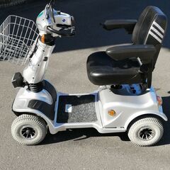 中古　電動カート　シニアカー　2020年7月購入　美品 中古 電動カート シニアカー 2020年7月購入 美品