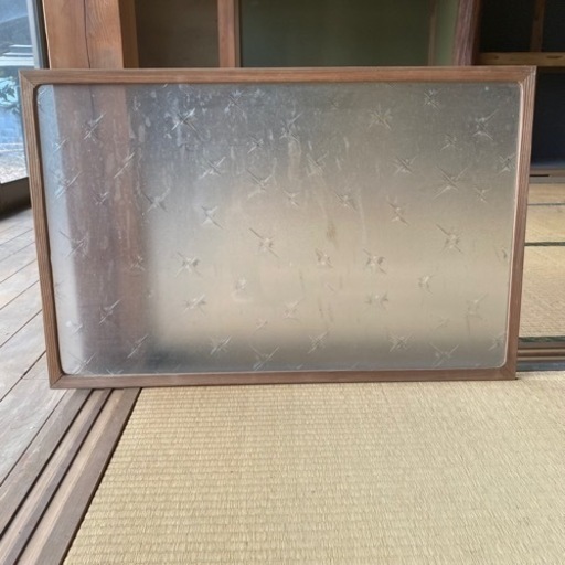 曇りガラス