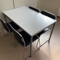 【取りに来られる方限定】オフィス用テーブル＋椅子4脚セット
