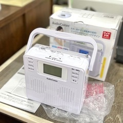 電池式　ステレオCDラジオ