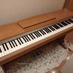 電子ピアノ　YAMAHA YDP-131C　イス付き　2007年購入