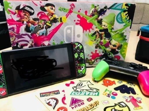 Nintendo Switch 本体 + ソフト4本他多数オマケ付き！