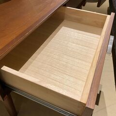 宇都宮でオシャレな家具を探すなら『オトワリバース！』センター 