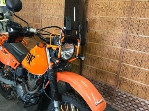 スズキDF200 型式SH42A オレンジ