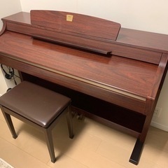 YAMAHA CLAVINOVA CLP330M
