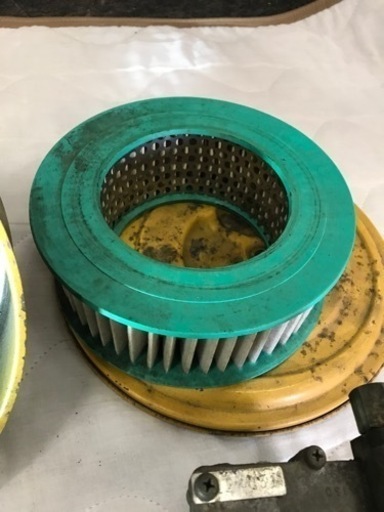 トヨタ３Kエンジンに付いてた純正キャブレター一式