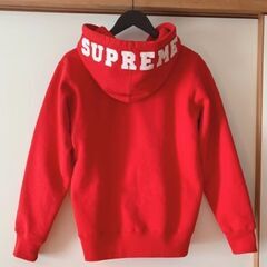 予定者決定しております。supreme ジップアップパーカー 美品（試着