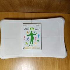 【大幅値下げ】Wii Fit Plus（バランスWiiボードセット）