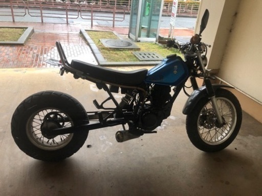 ヤマハ TW200 DG07J