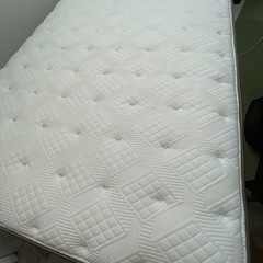 【美品】大塚家具レガリア（Kingston社製）サークレットのセミダブルマットレス　ダブルクッション付き