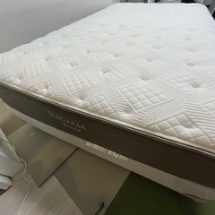 【美品】大塚家具レガリア（Kingston社製）サークレットのセミダブルマットレス　ダブルクッション付き